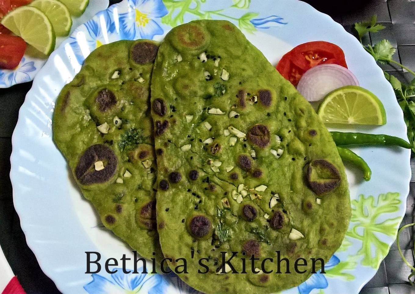 Ramadan Special - Spinach Garlic Naan