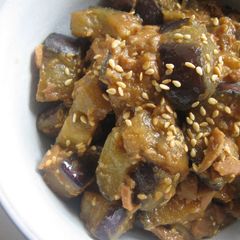Microwaved Eggplant & Tuna (Sweet Miso) A picture of Microwaved Eggplant & Tuna (Sweet Miso).