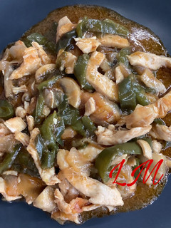 Una foto de Pollo con verdura y salsa de soja en olla GM