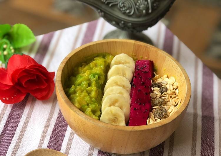 Langkah Mudah untuk Membuat Simply Smoothie Bowl yang Lezat