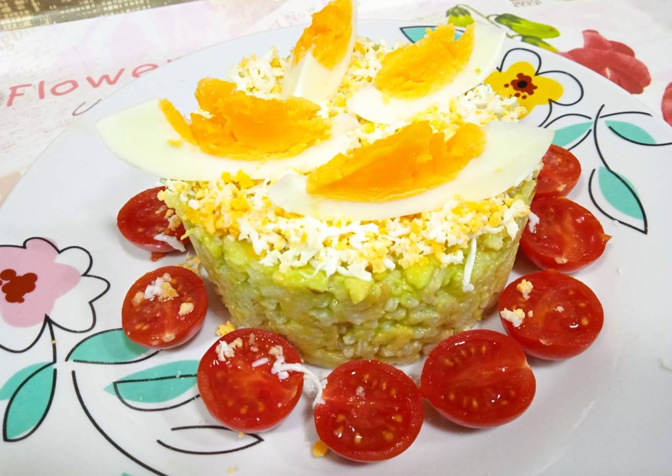 Ensalada de arroz y aguacate
