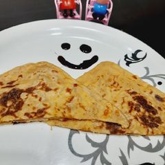 A picture of Cheese paratha.