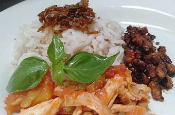 Langkah Mudah untuk Membuat 47. Ayam Suwir Pedas Enak Dan Mudah