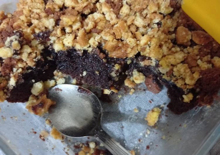 Brownies crumble hemat praktis