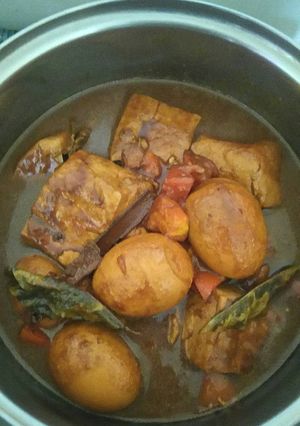 Foto resep Semur Telur Tahu Betawi