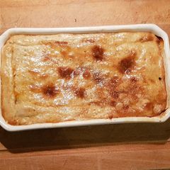 A picture of My leftover's pie (mini edition).