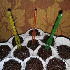 รูปของ Death By Chocolate Balls alias Bola Biskuit Marie