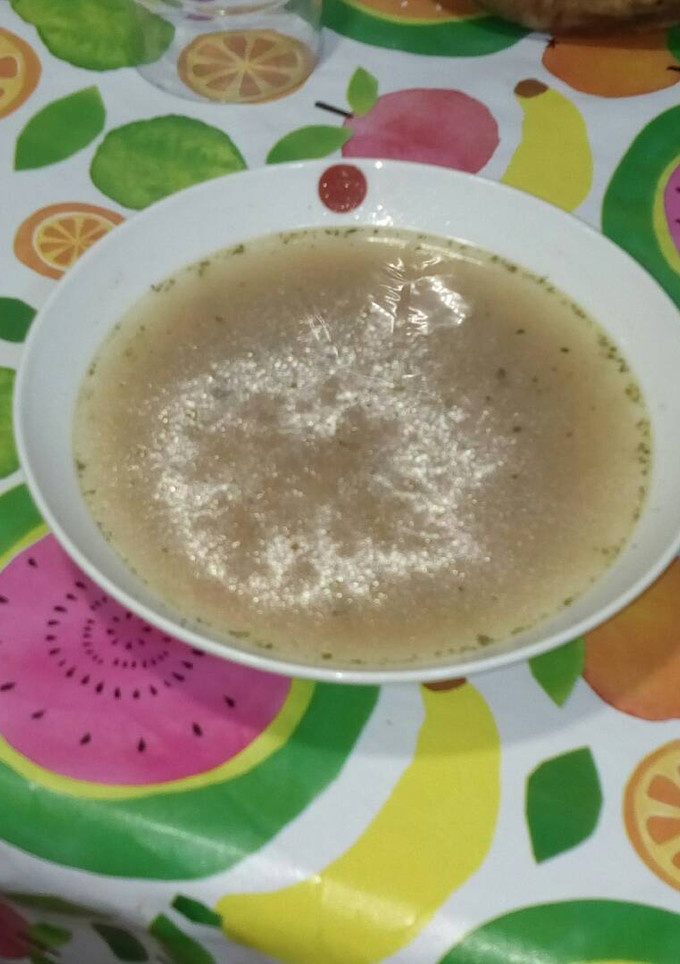 Una foto de Sopa de quinua con verduras