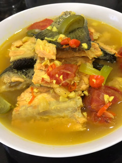 Foto resep Soup Tulang Trout (atau Salmon)