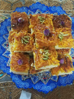 عکسی از دستور شیرینی ملکه بادام