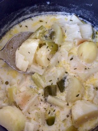 Easy Steps to Prepare Recipes Potato and Leek Soup the  Makes Drooling So Delicious.