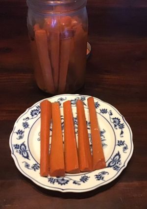 A picture of California Farm Sweet Pickled Winter Carrots.