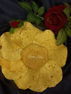 आलू के पापड़ (Aloo ke papad recipe in hindi) रेसिपी मुख्य फोटो