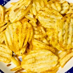 A picture of Peri peri potato chips.