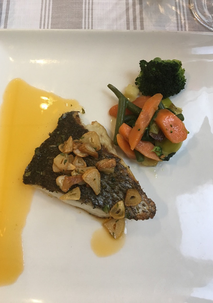 Una foto de Corvina a la koskera😋