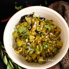 A picture of Bottle Gourd Stir Fry - South Indian style.