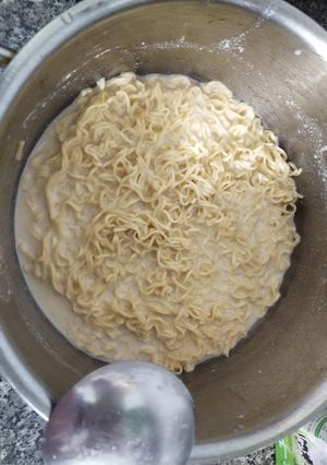 Hình của món Mì nấu với sữa.