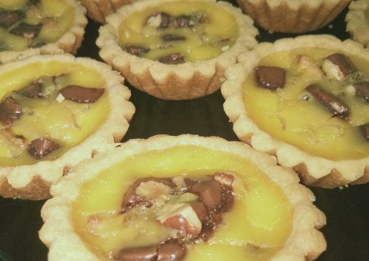 Pie susu vanilla coklat (Silverqueen)