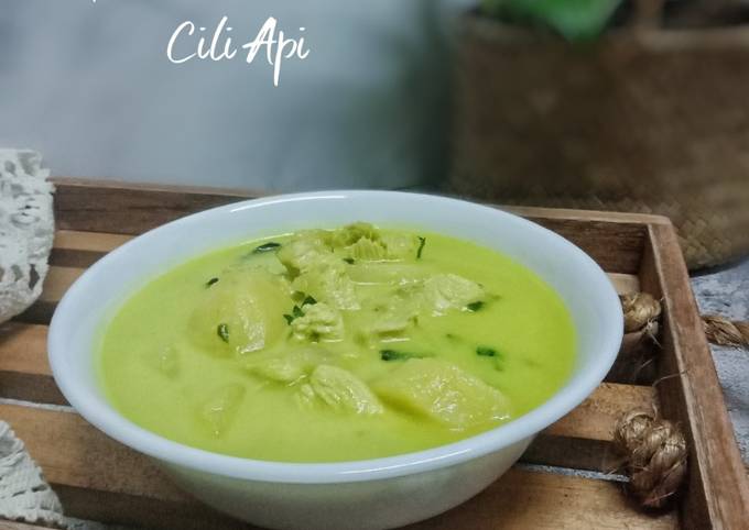 Ayam masak lemak cili api