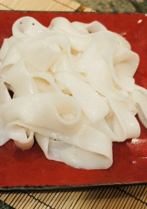 A picture of Handmade Flat Rice Noodles (板條, 粿條, 河粉) - Gluten free noodles.