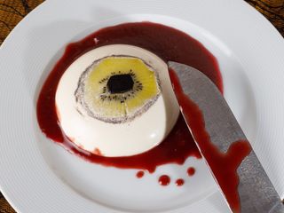 Œil sanglant panna cotta