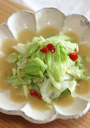 味噌炒高麗菜 的食譜成品照片