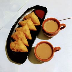 A picture of Aloo Samosa.