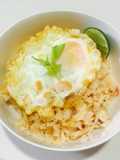 ข้าวผัดสามสหาย