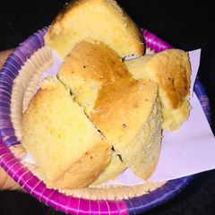 A picture of Plain slice cake.