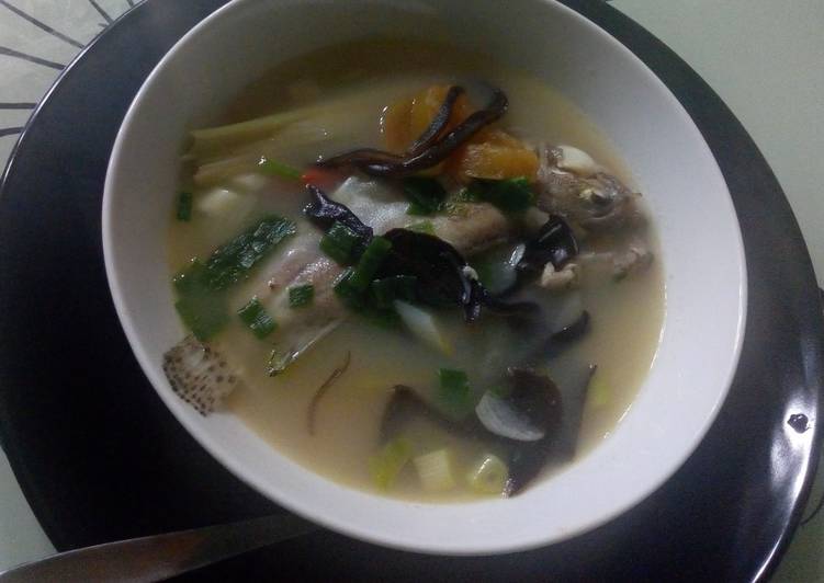 Cara Membuat Sup Ikan Krapu Yang Renyah