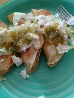 Una foto de Quesadillas de patata y atún. ॐ