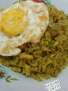 Foto resep Nasi goreng kunyit