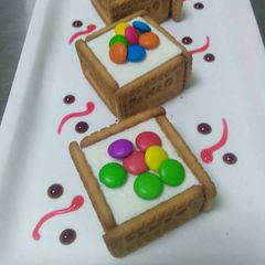 Parle cheese cake A picture of Parle cheese cake.