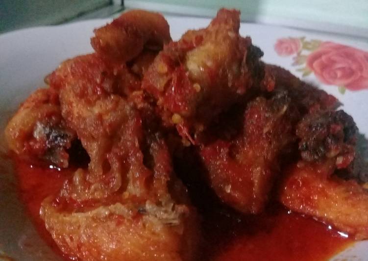 Resep Sambal Merah Ayam Gurih yang praktis