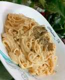 اسپاگتی با مرغ و سس بشامل 🍝
