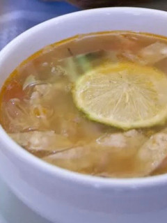 Una foto de Sopa de Lima Yucateca