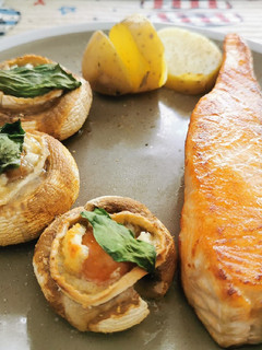Una foto de Champiñones rellenos al horno