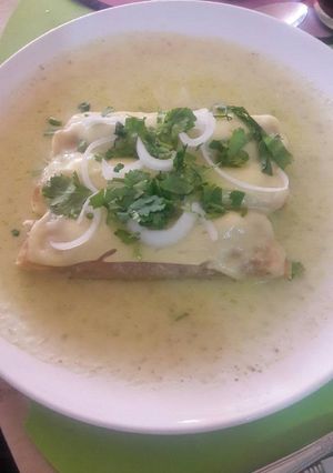 Una foto de Enchiladas suizas