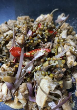 Foto resep Tumis melinjo muda dan cumi asin
