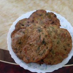 Mixed Flour Methi Poori A picture of Mixed Flour Methi Poori.