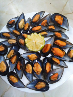 Una foto de Mejillones al vapor