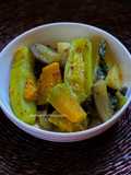 Pui Shaak Potol Chorchori