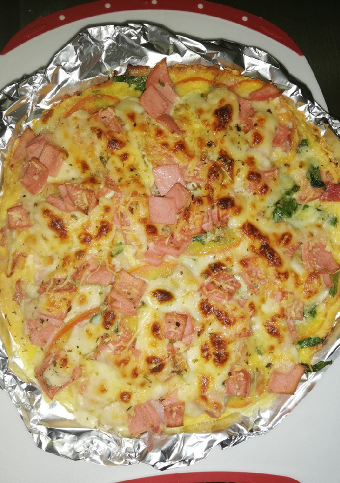 Una foto de Pizza a base de huevo y avena