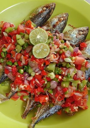Foto resep Ikan Goreng Sambal Dabu Dabu