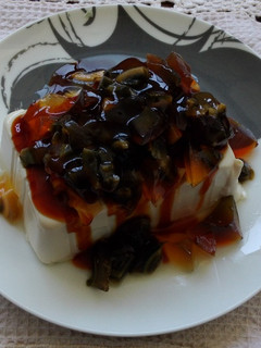 涼拌皮蛋豆腐 的食譜成品照片