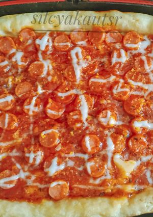 Foto resep Pizza Sosis Simple Happy Call untuk pemula