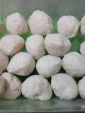 Baso ikan kenyal dan garing tanpa tepung