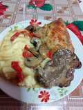 Pulpe cu ceafă afumată și ciuperci la cuptor