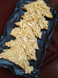 A picture of Shahi Tukra.