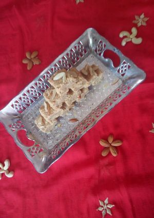 અડદિયા (Adadiya Recipe In Gujarati) રેસીપી મુખ્ય ફોટો
